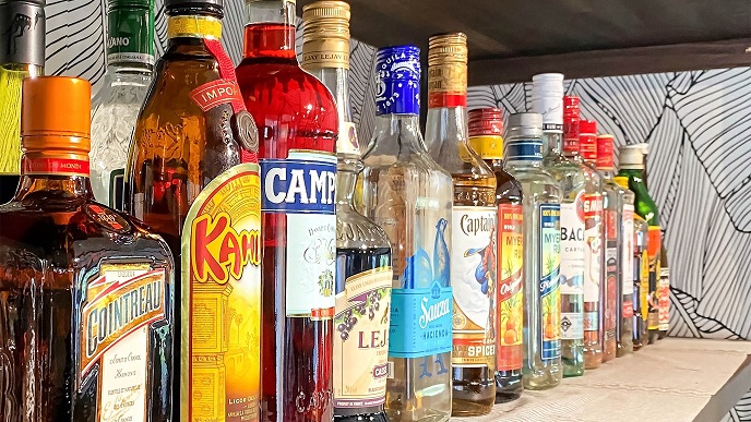 bar